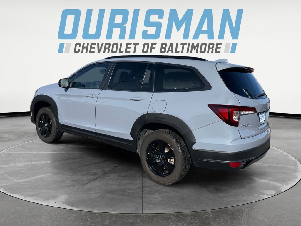 2022 Honda Pilot TrailSport photo 2