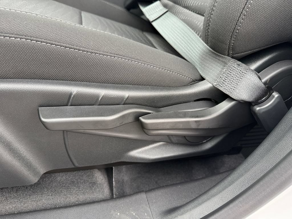 2027 Chevrolet Equinox LT - Photo 16