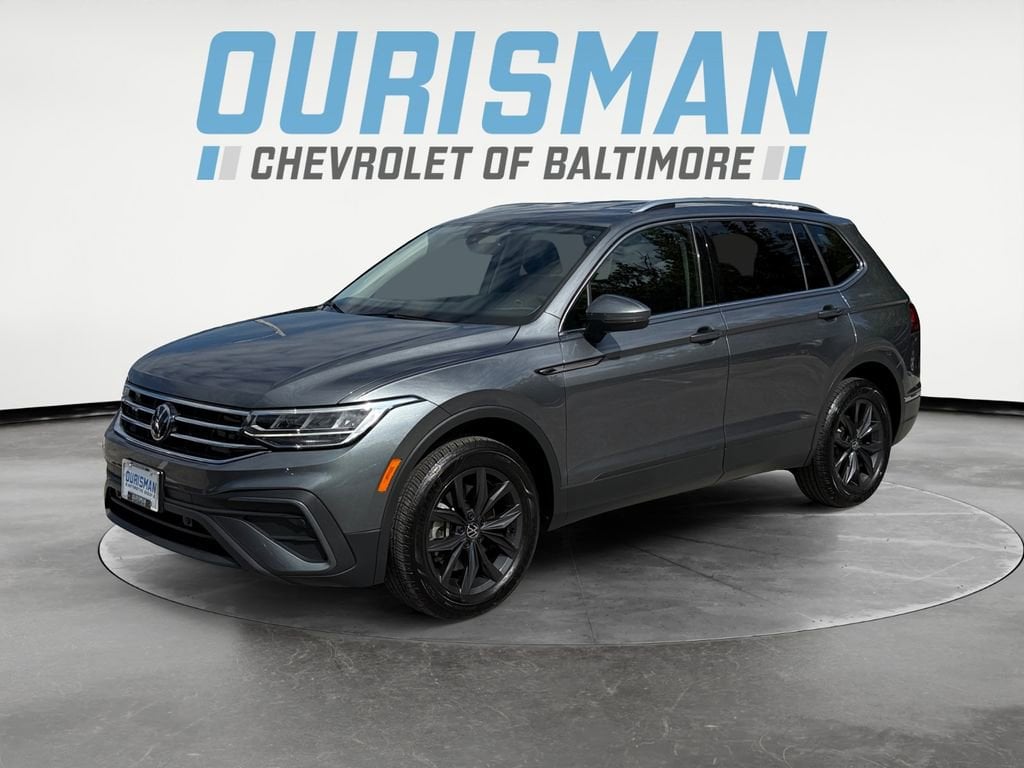 Used 2024 Volkswagen Tiguan SE