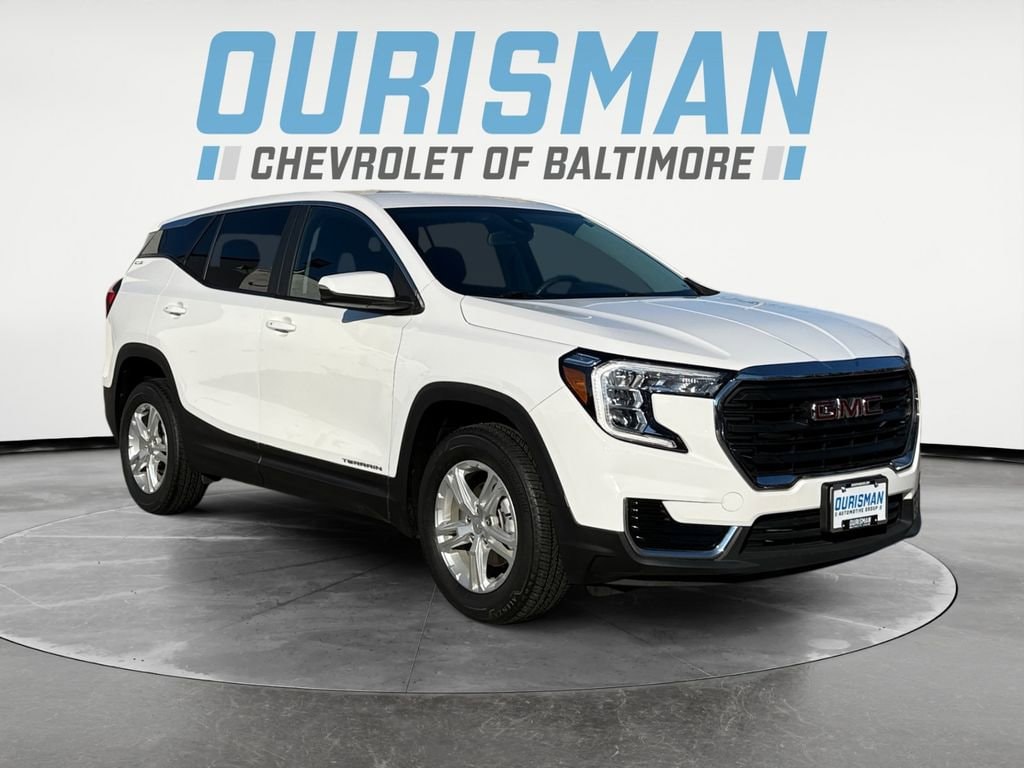 2022 GMC Terrain SLE's photo