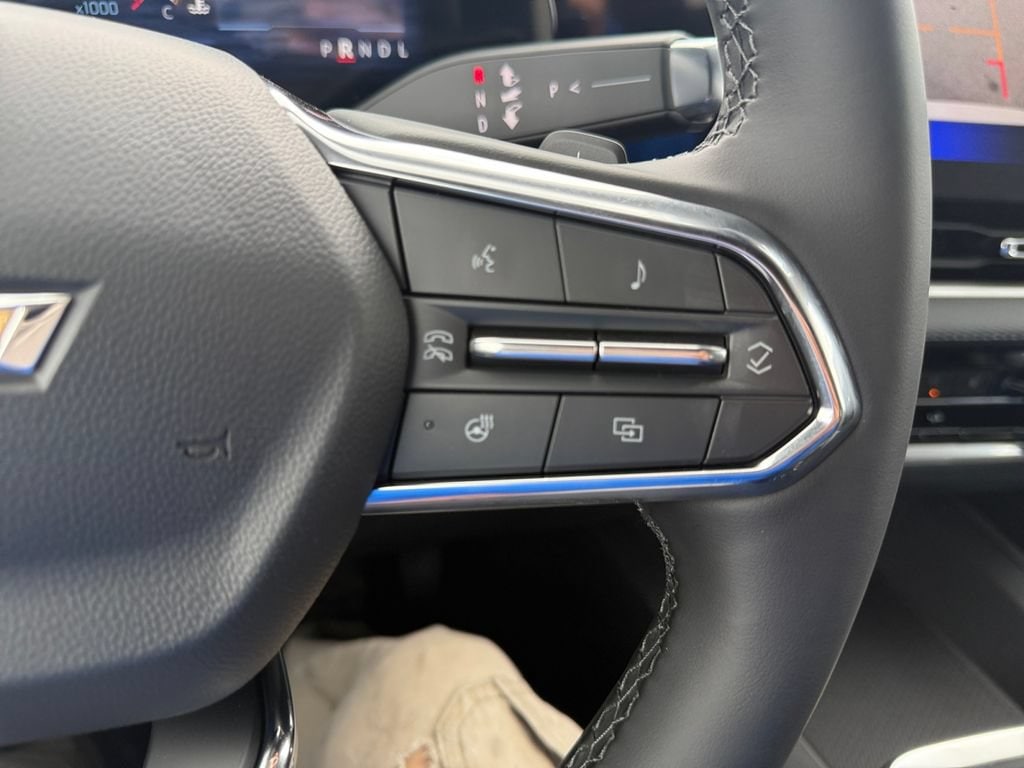 2027 Chevrolet Equinox LT - Photo 20