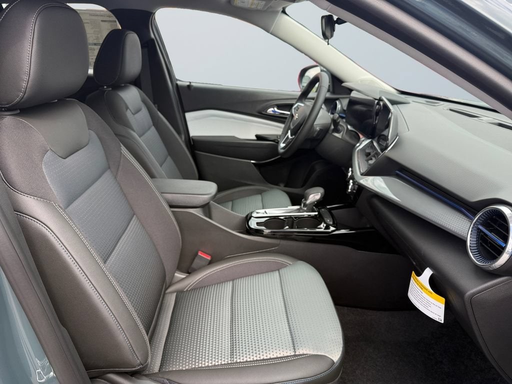 2026 Chevrolet Trax LT - Photo 15