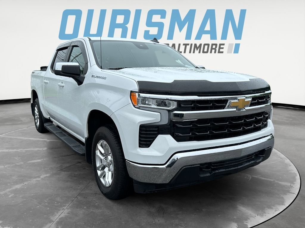 2023 Chevrolet Silverado 1500 LT 4WD Crew Cab Short Box's photo