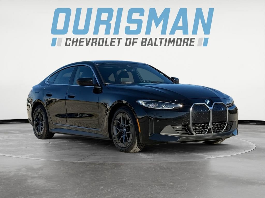 2024 BMW i4 40's photo