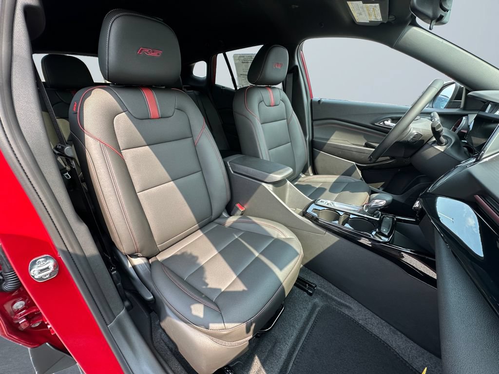 2026 Chevrolet Trax RS - Photo 14