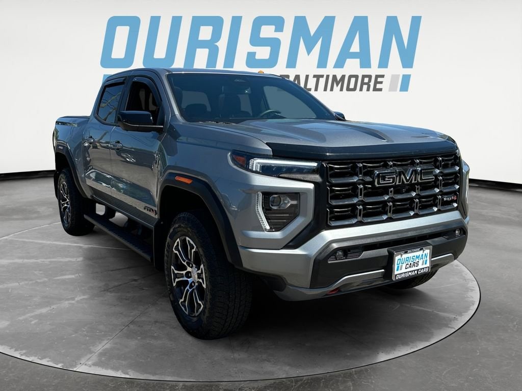2024 GMC Canyon AT4 4WD Crew Cab Short Box's photo