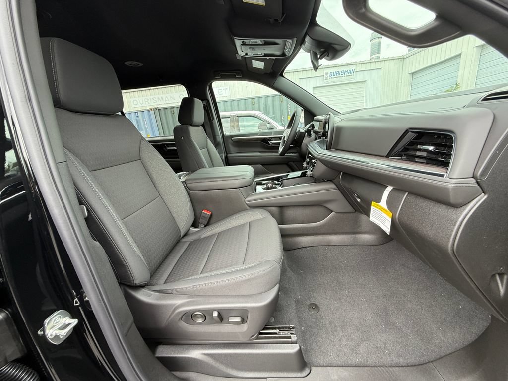 2026 Chevrolet Suburban LS - Photo 27