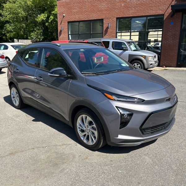 Used 2023 Chevrolet Bolt EUV LT with VIN 1G1FY6S03P4195476 for sale in Baltimore, MD