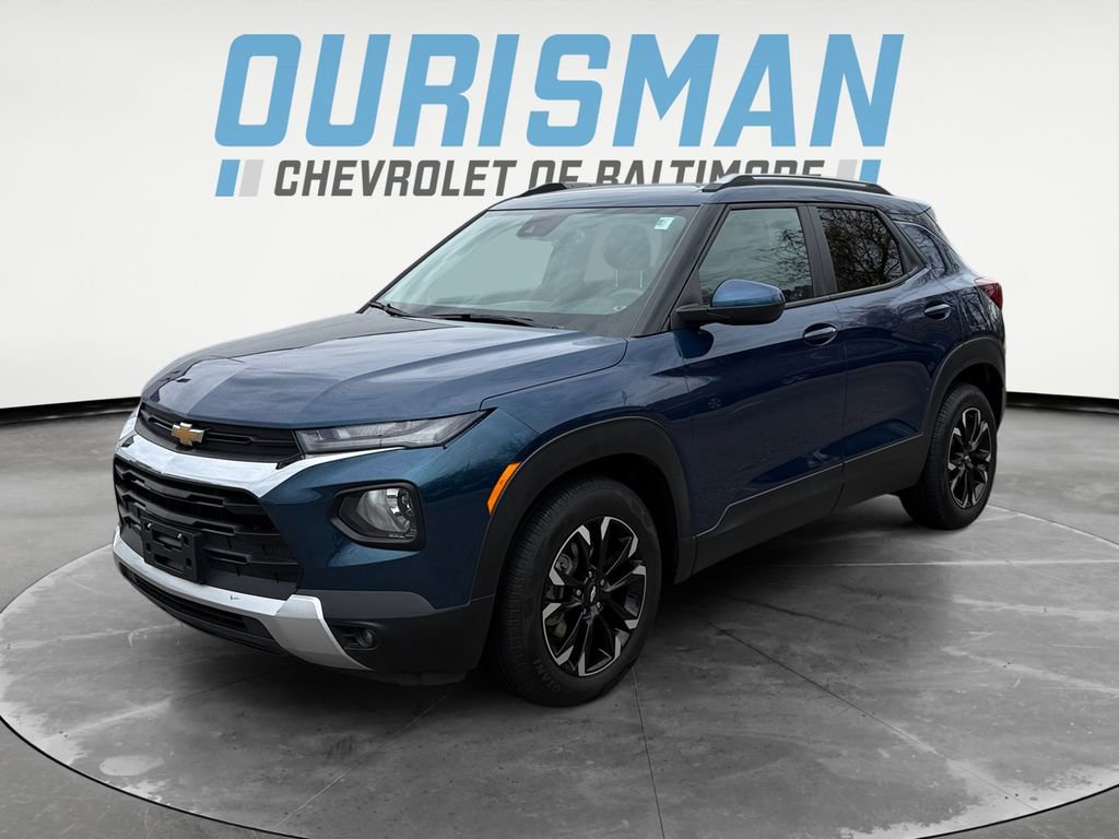 2021 Chevrolet Trailblazer LT photo 2