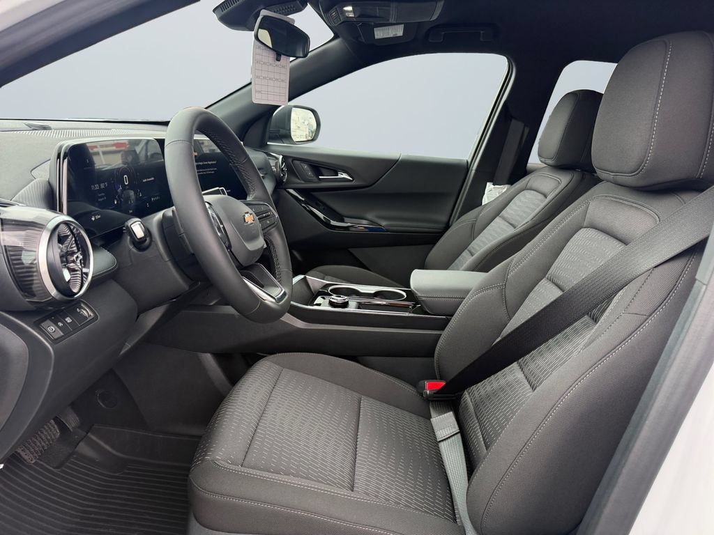 2027 Chevrolet Equinox LT - Photo 9