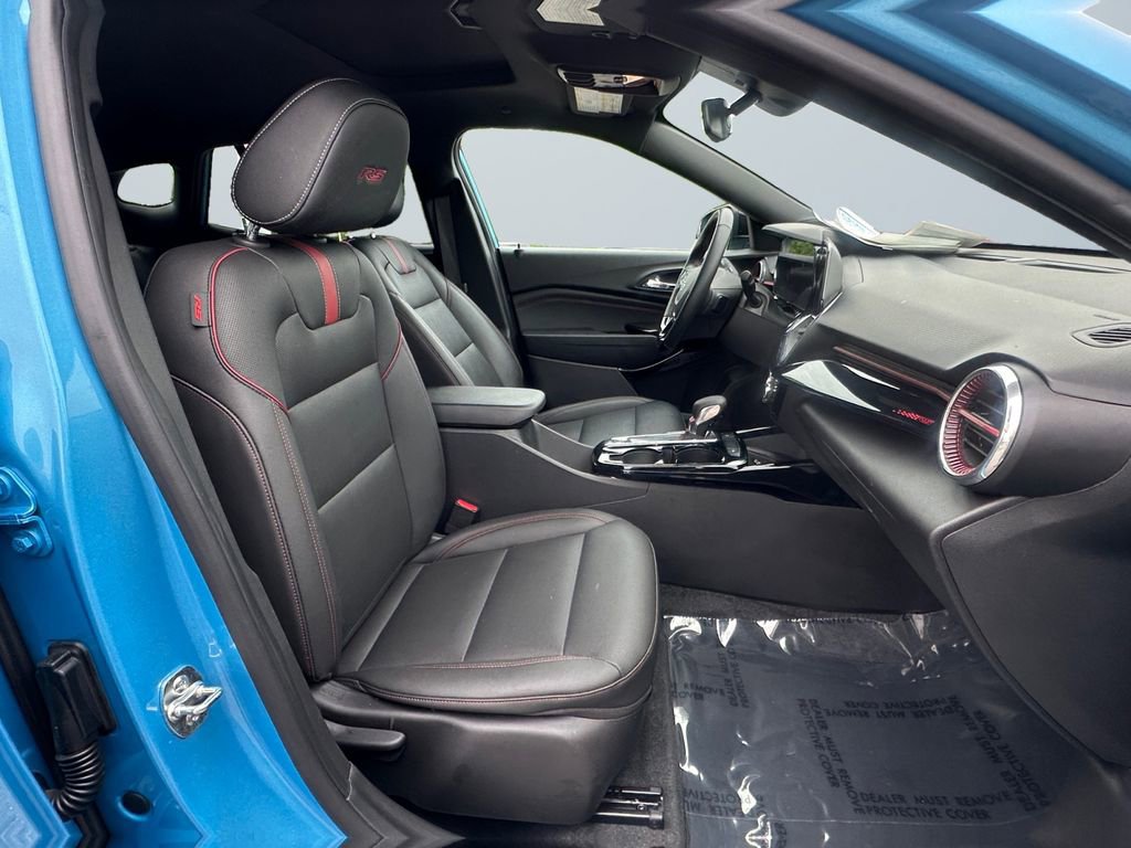 2025 Chevrolet Trax RS - Photo 15