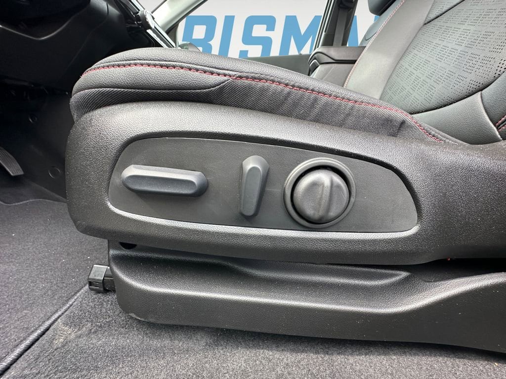 2027 Chevrolet Bolt RS - Photo 16