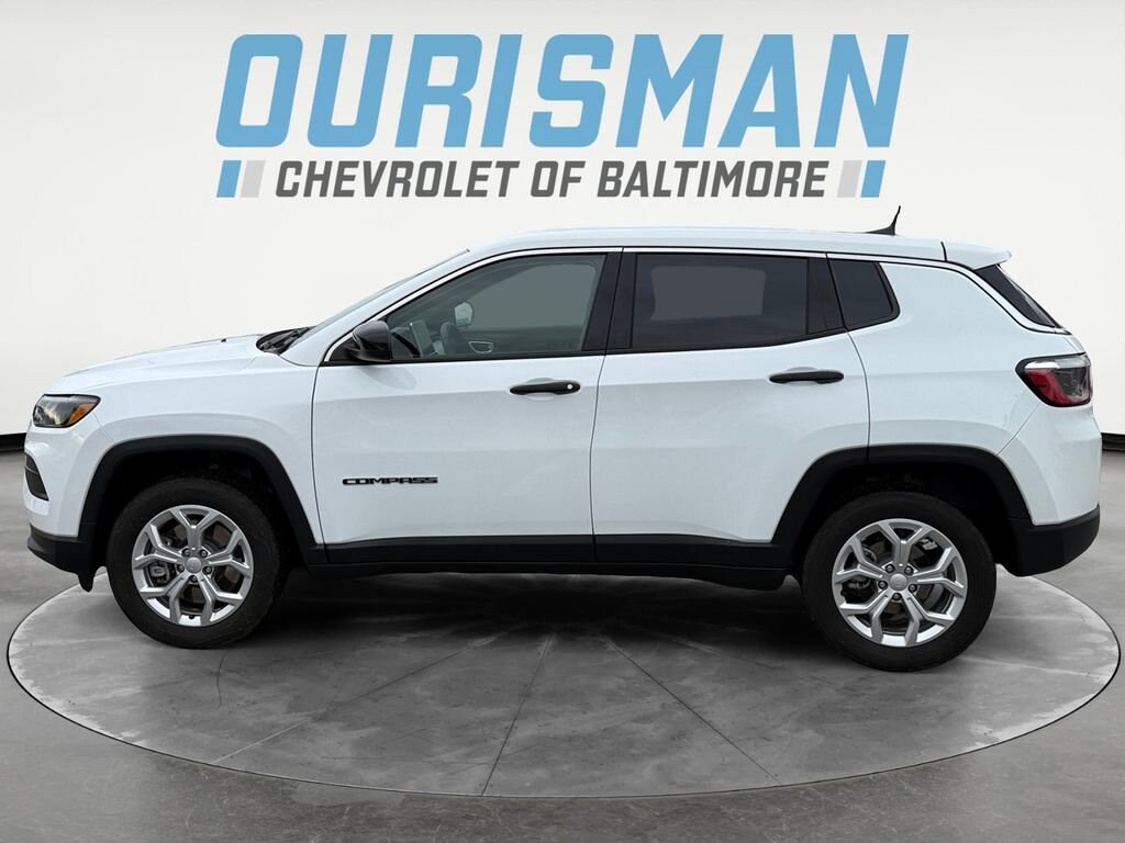 Used 2024 Jeep Compass Sport