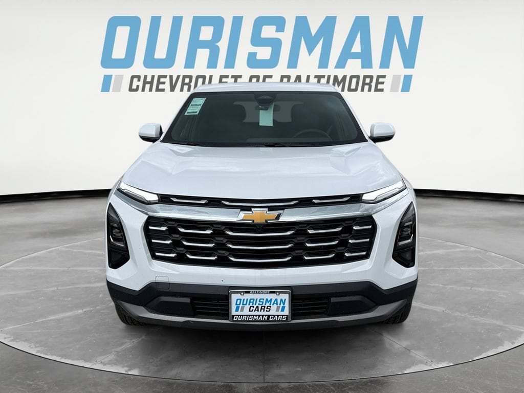 2027 Chevrolet Equinox LT - Photo 8