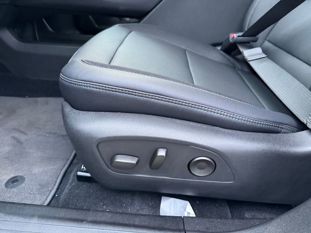 2026 Chevrolet Equinox EV 2LT - Photo 17