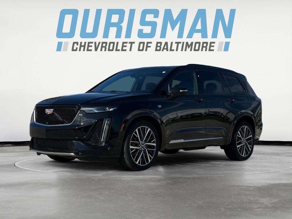 2023 Cadillac XT6 Sport photo 2