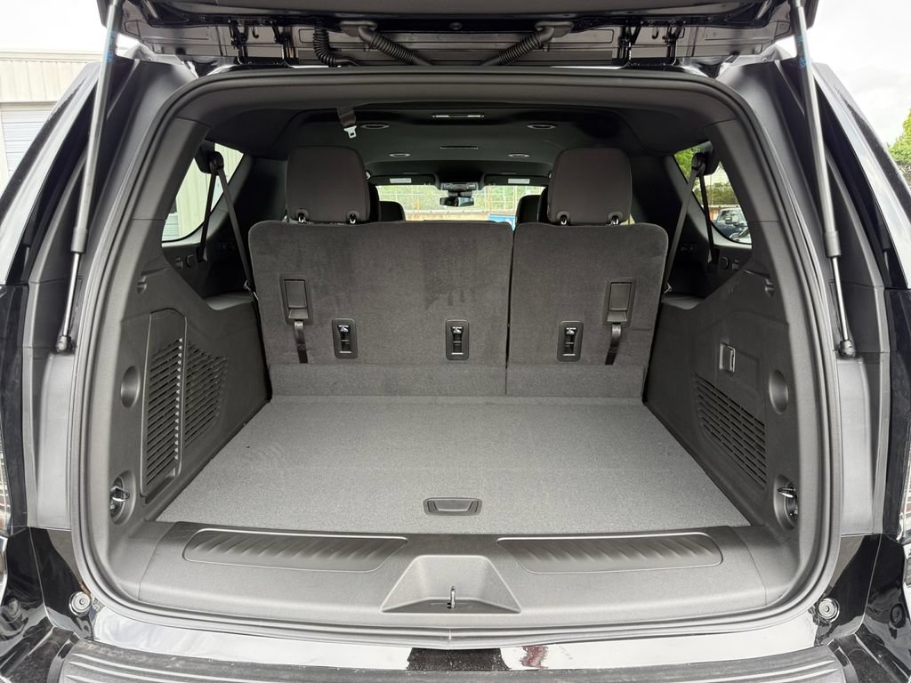 2026 Chevrolet Suburban LS - Photo 26