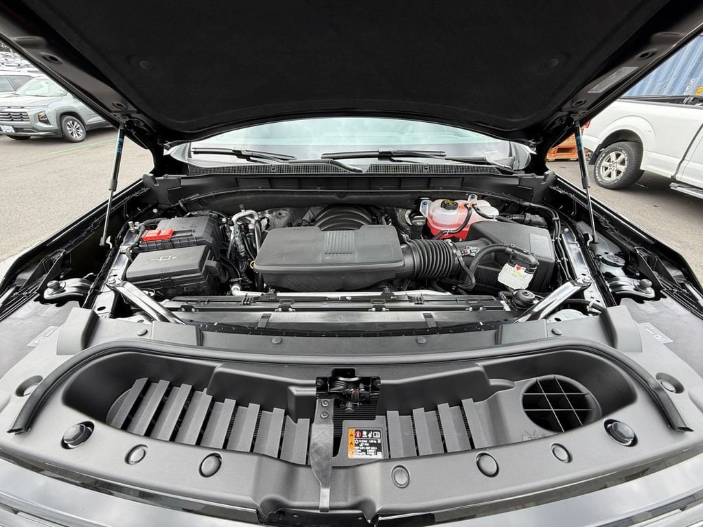 2026 Chevrolet Suburban LS - Photo 28