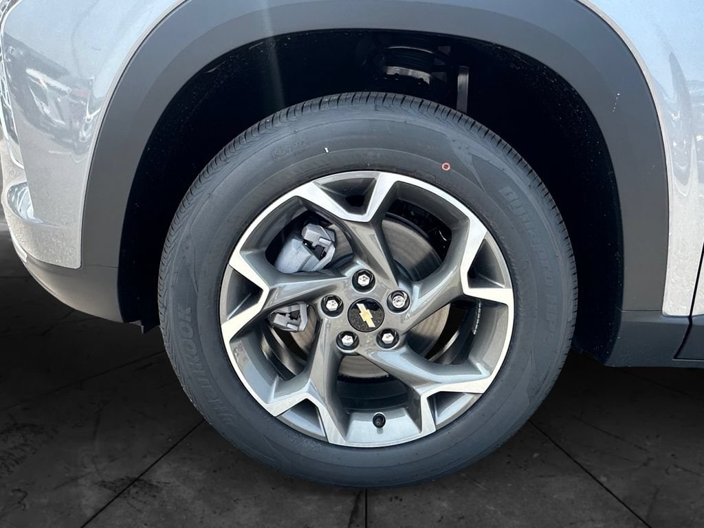 2026 Chevrolet Trax LT - Photo 14