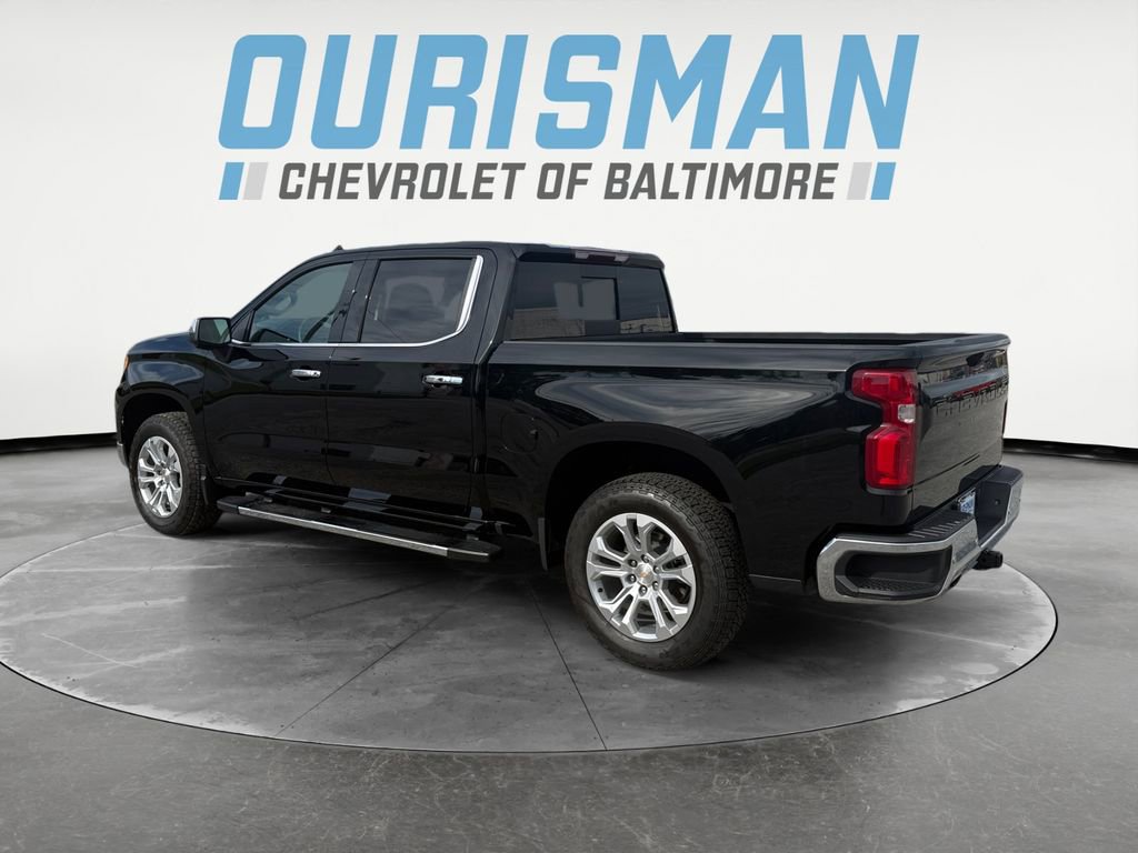 2025 Chevrolet Silverado 1500 LTZ photo 4