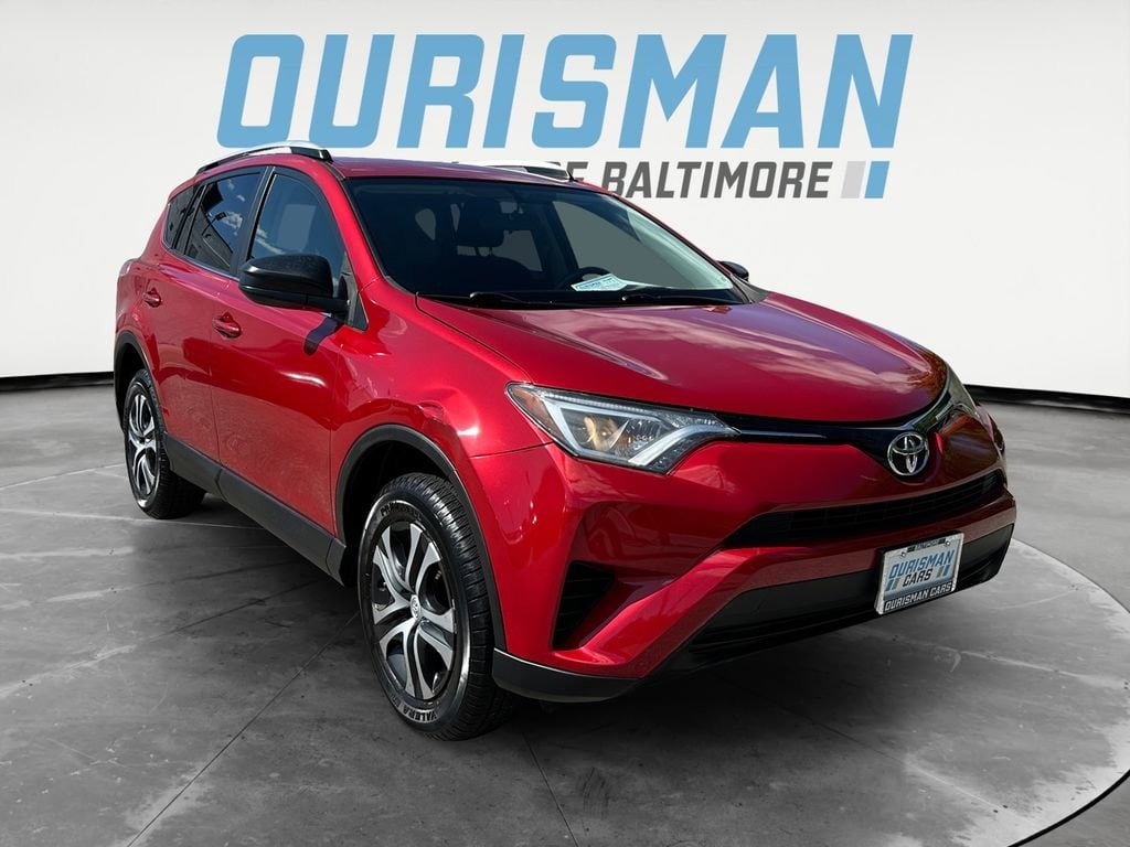2016 Toyota RAV4 LE AWD's photo