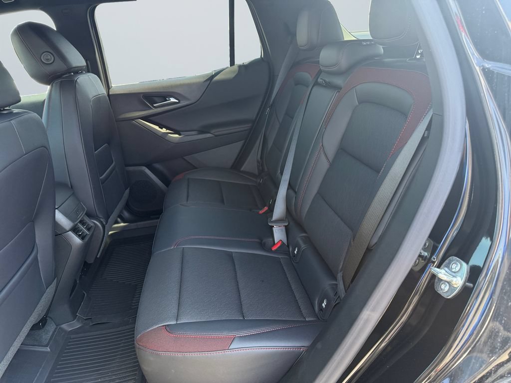 2027 Chevrolet Equinox RS - Photo 13