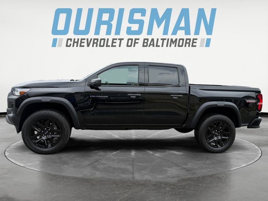 Used 2024 Chevrolet Colorado Trail Boss Truck