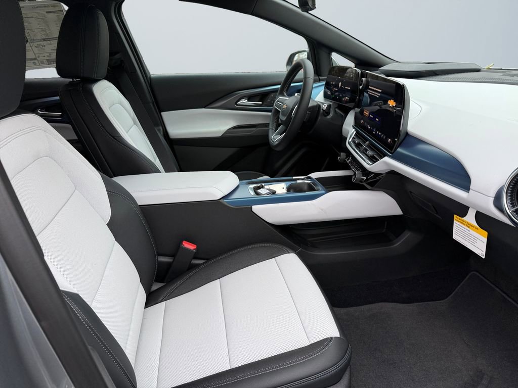 2026 Chevrolet Equinox EV 2LT - Photo 15