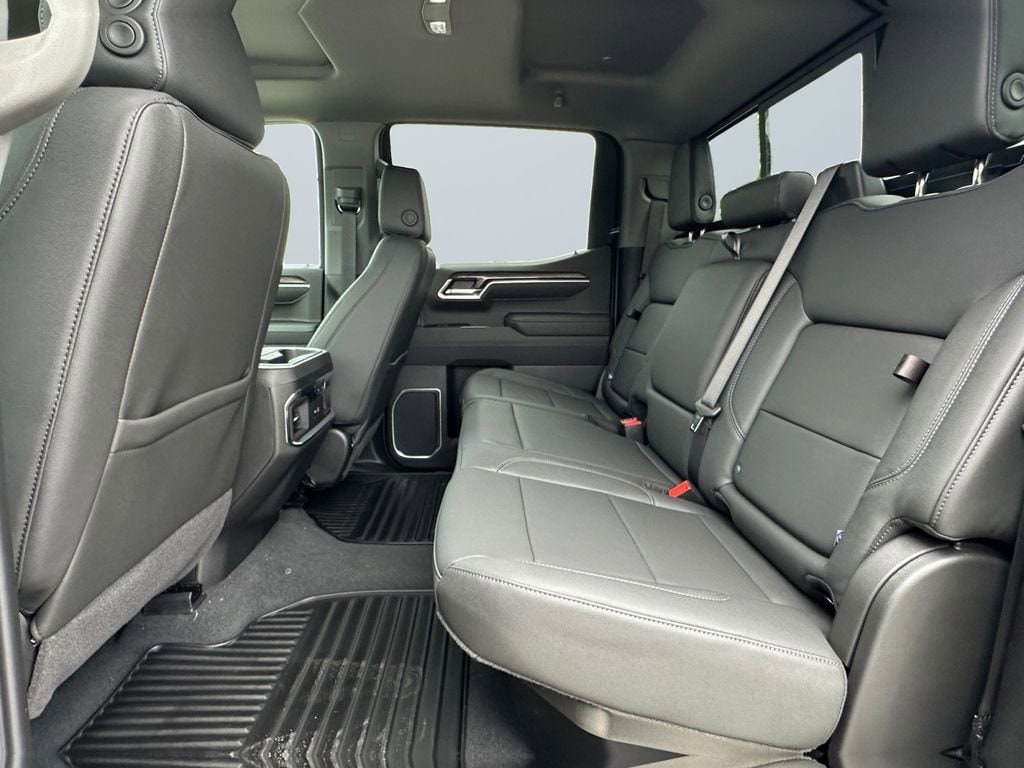 2026 Chevrolet Silverado 1500 LTZ - Photo 13