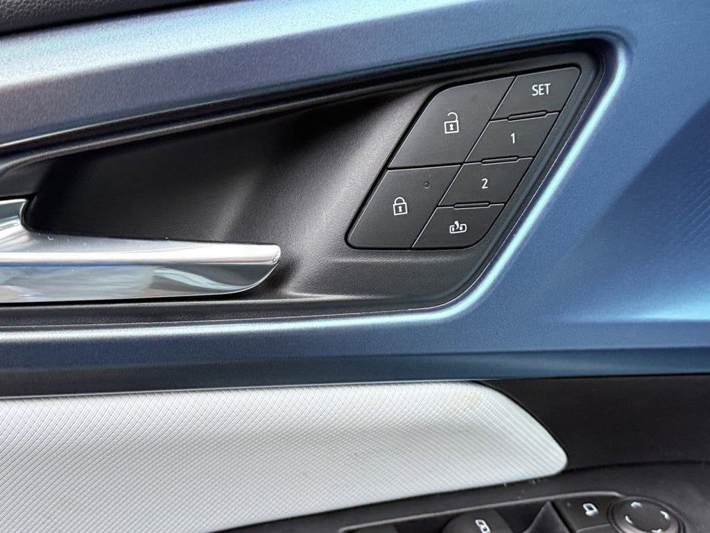 2026 Chevrolet Equinox EV 2LT - Photo 18