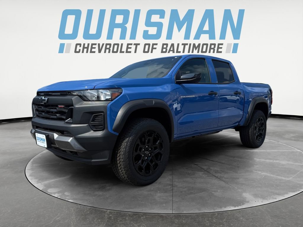 2026 Chevrolet Colorado Trail Boss photo 2