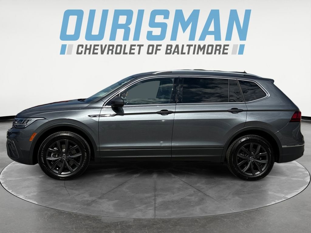 Used 2024 Volkswagen Tiguan SE