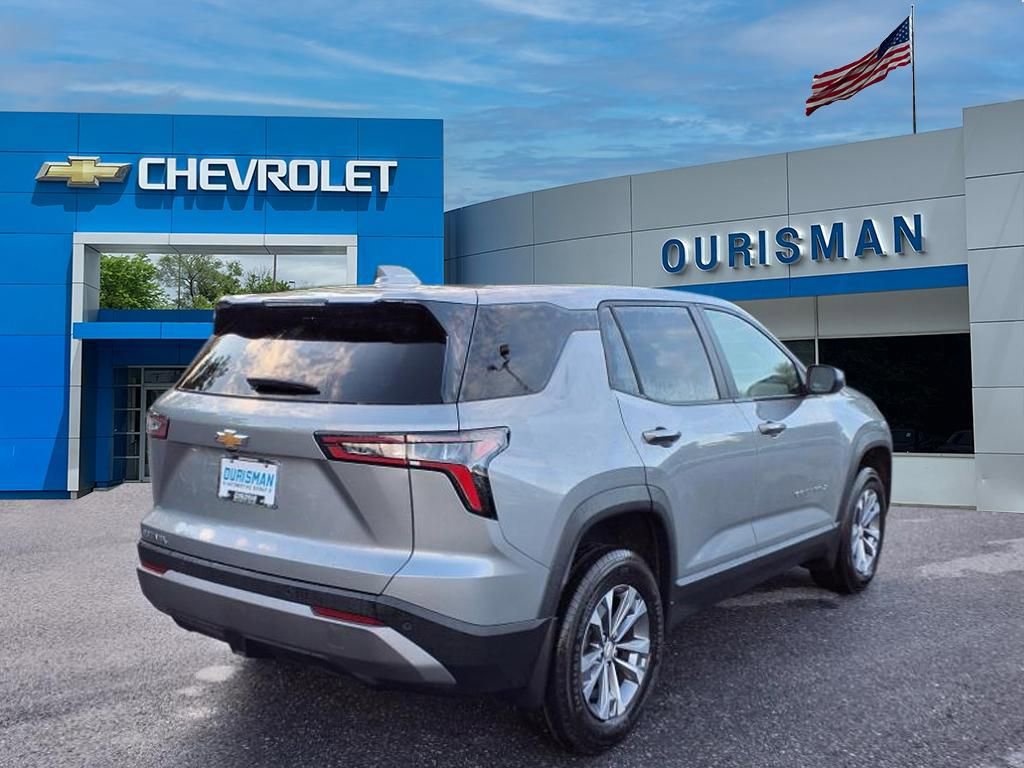 2026 Chevrolet Equinox LT photo 3