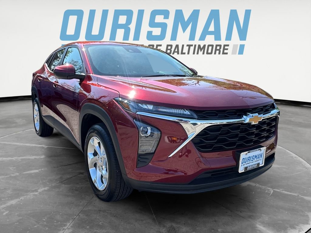 2025 Chevrolet Trax LS
