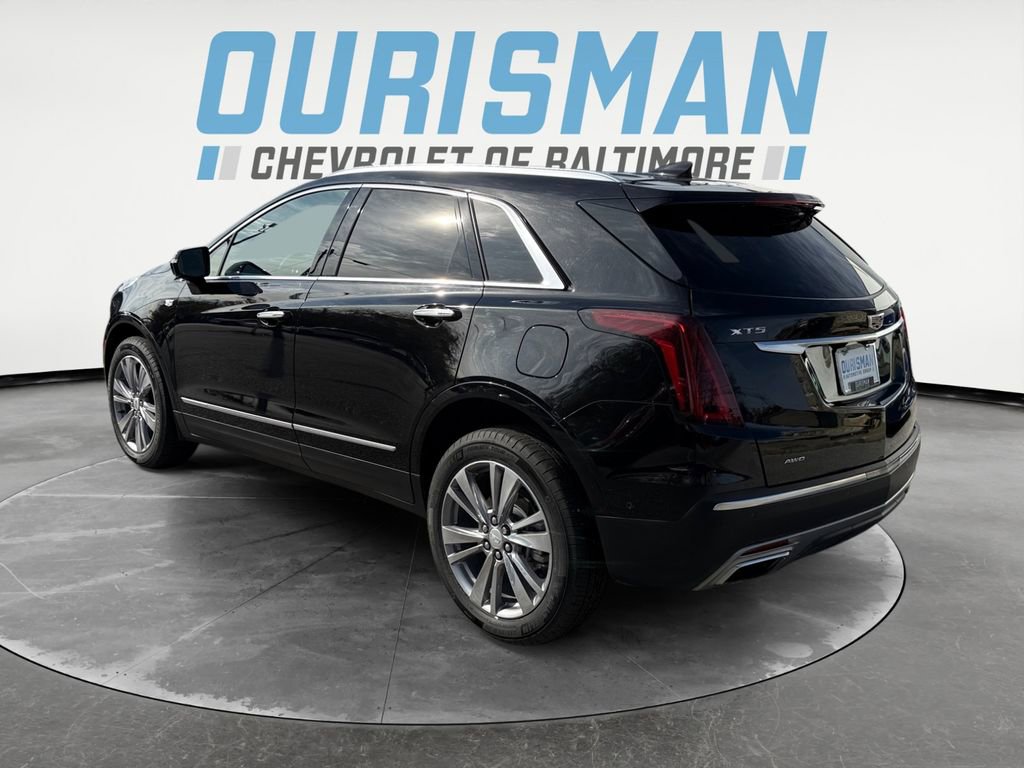 2024 Cadillac XT5 Premium Luxury photo 2