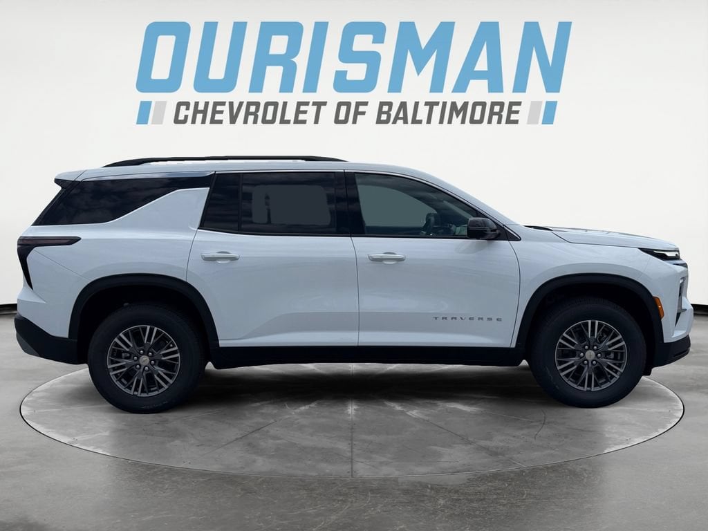 2026 Chevrolet Traverse LT - Photo 7