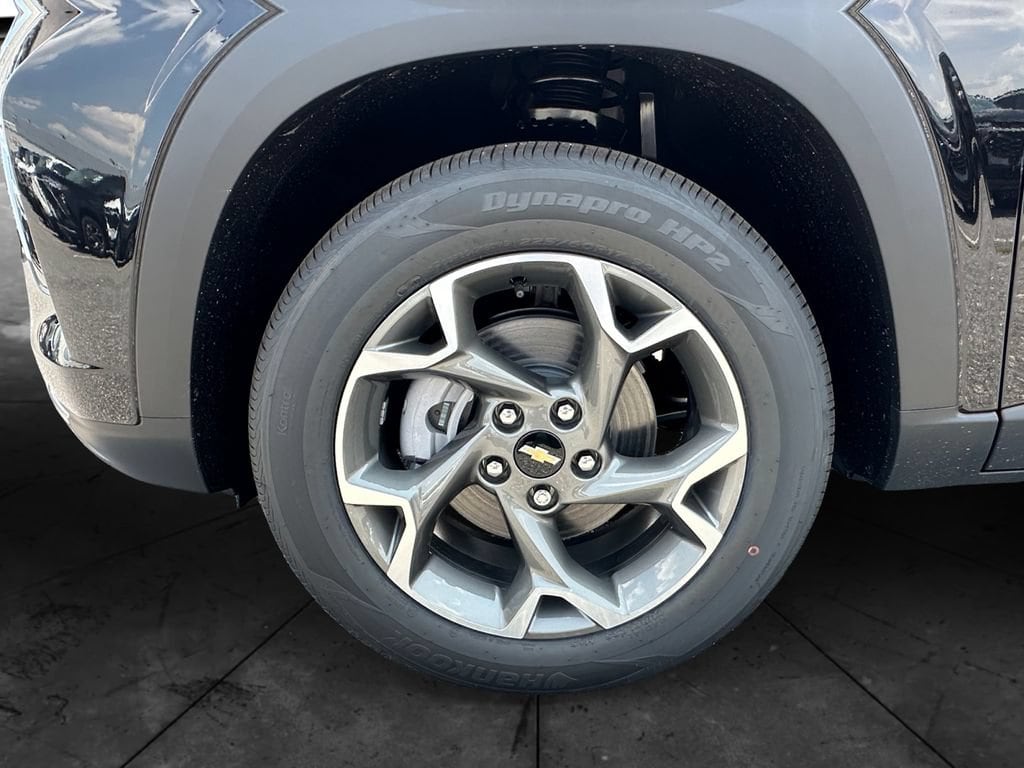2026 Chevrolet Trax LT - Photo 14