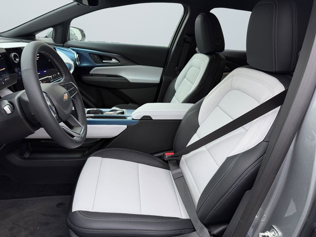2026 Chevrolet Equinox EV 2LT - Photo 9