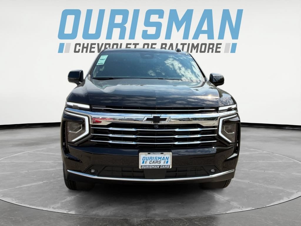 2026 Chevrolet Suburban LT - Photo 8