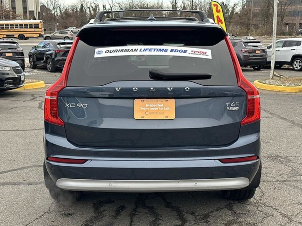 Used 2022 Volvo XC90 T6 AWD Momentum 6 Seater SUV