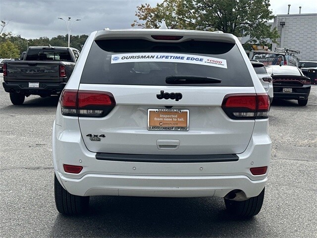 2021 Jeep Grand Cherokee Laredo X photo 3