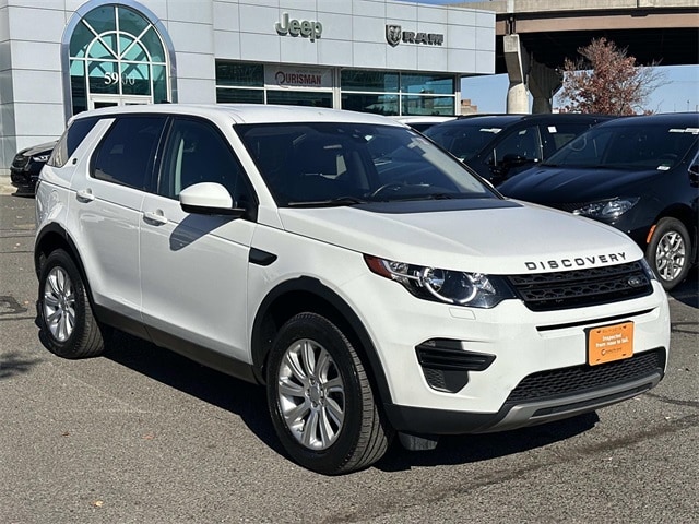 2018 Land Rover Discovery Sport SE's photo