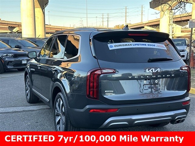 2022 Kia Telluride S photo 2
