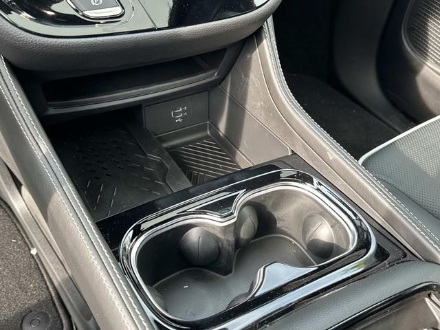 2026 Chrysler Pacifica Limited - Photo 14