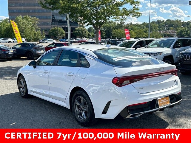 2022 Kia K5 LXS photo 2