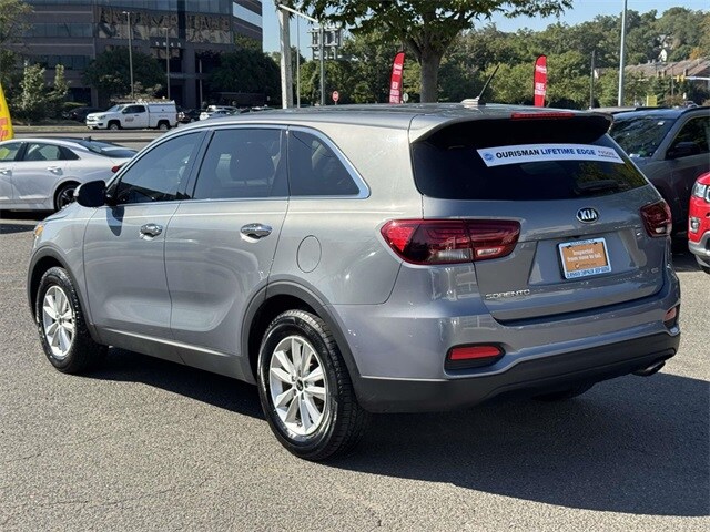 2019 Kia Sorento L photo 2