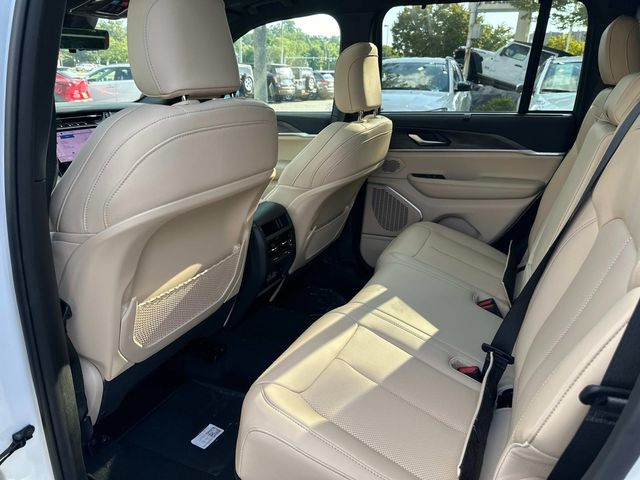 2025 Jeep Grand Cherokee Limited - Photo 11
