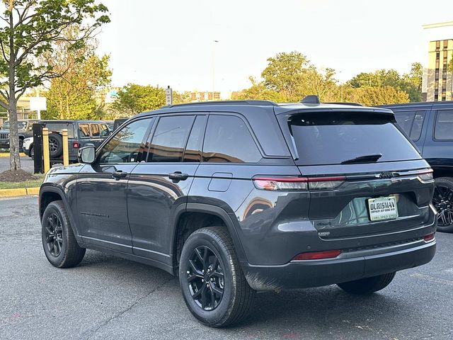 2026 Jeep Grand Cherokee Laredo - Photo 4