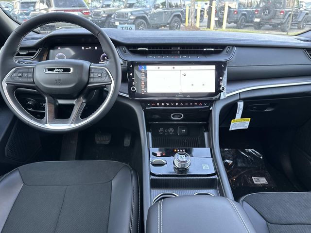 2026 Jeep Grand Cherokee Laredo - Photo 13