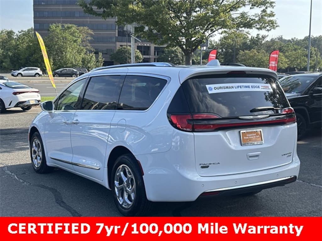 Certified 2021 Chrysler Pacifica Limited Van Passenger Van